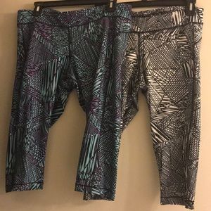 2 Under Armour HeatGear 15” Compression Capri